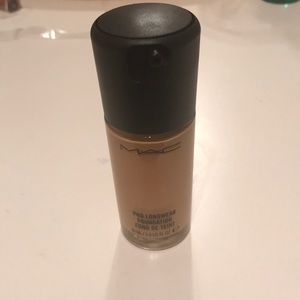 Mac foundation